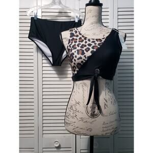 Beachsissy Two-piece Bikini Women's Size Large Black Tan Animal Print Swimsuit